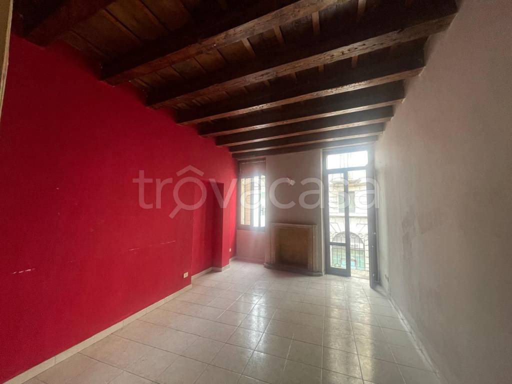 appartamento in vendita a Verona in zona Veronetta