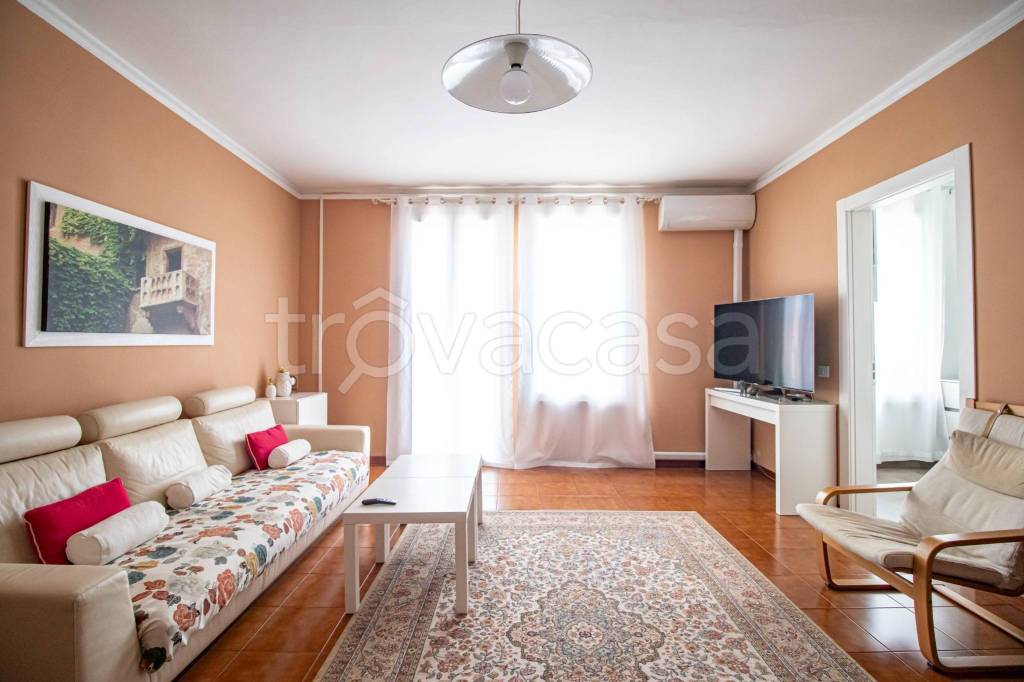 appartamento in vendita a Verona in zona San Michele Extra
