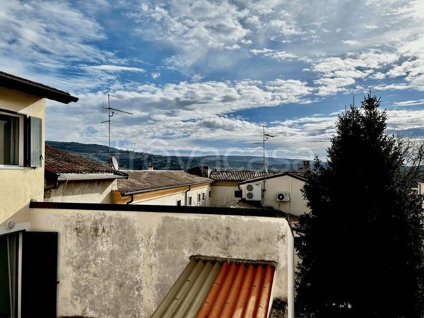 casa indipendente in vendita a Verona