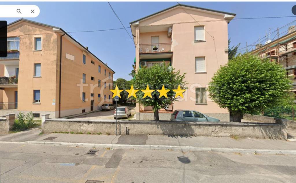 appartamento in vendita a Verona in zona Borgo Roma