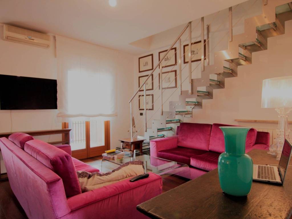 appartamento in vendita a Verona in zona Borgo Venezia / Borgo Trieste