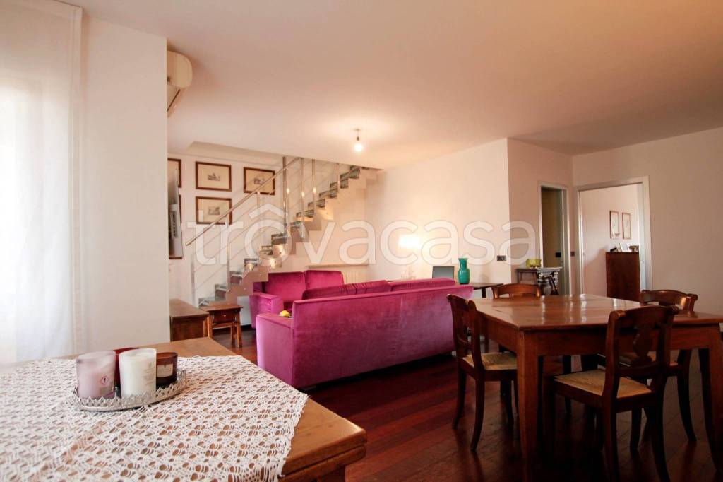 appartamento in vendita a Verona in zona Borgo Venezia / Borgo Trieste