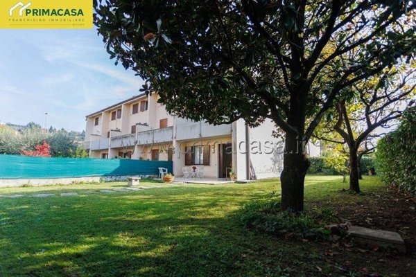 casa indipendente in vendita a Verona in zona Parona di Valpolicella