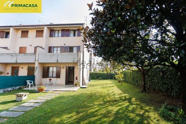casa indipendente in vendita a Verona in zona Parona di Valpolicella