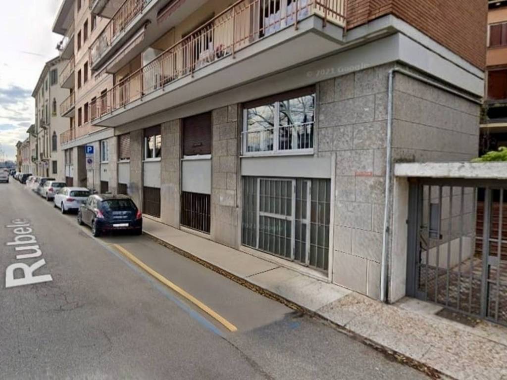 ufficio in vendita a Verona in zona Centro Storico