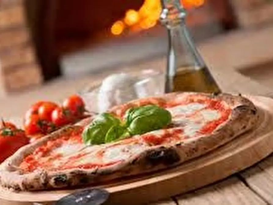 negozio in vendita a Verona in zona Borgo Roma