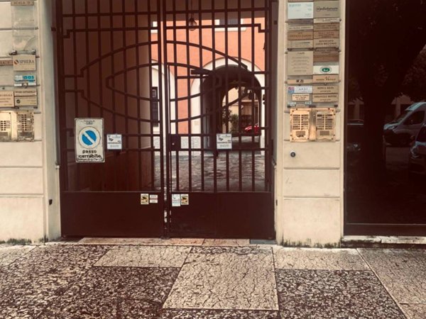 appartamento in vendita a Verona in zona Cittadella