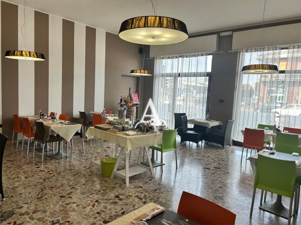 negozio in vendita a Verona