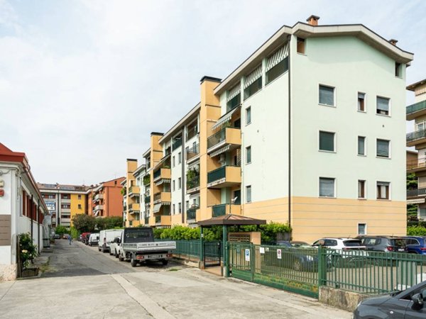 appartamento in vendita a Verona in zona San Pancrazio