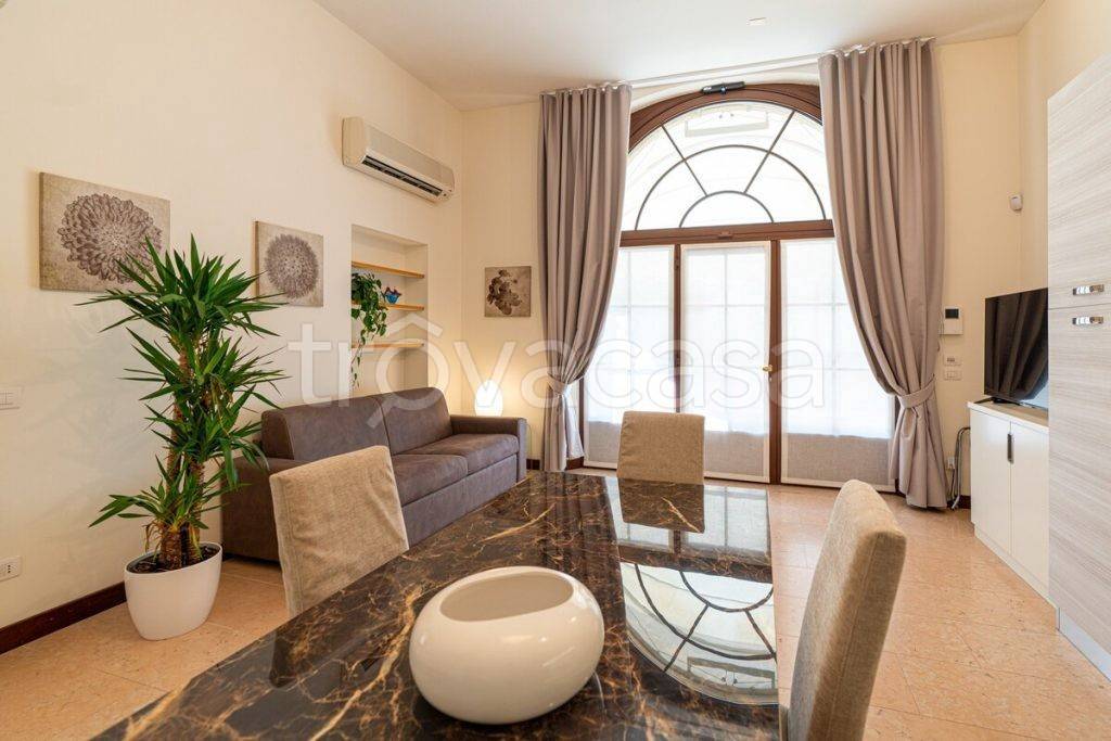 appartamento in vendita a Verona in zona Centro Storico