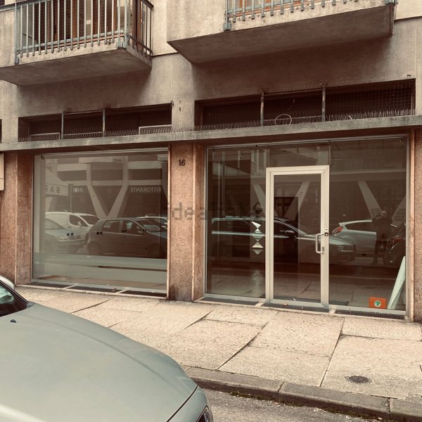 negozio in vendita a Verona in zona Cittadella