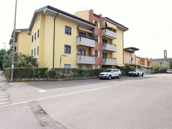 appartamento in vendita a Verona in zona San Michele Extra