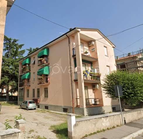 appartamento in vendita a Verona in zona Borgo Roma