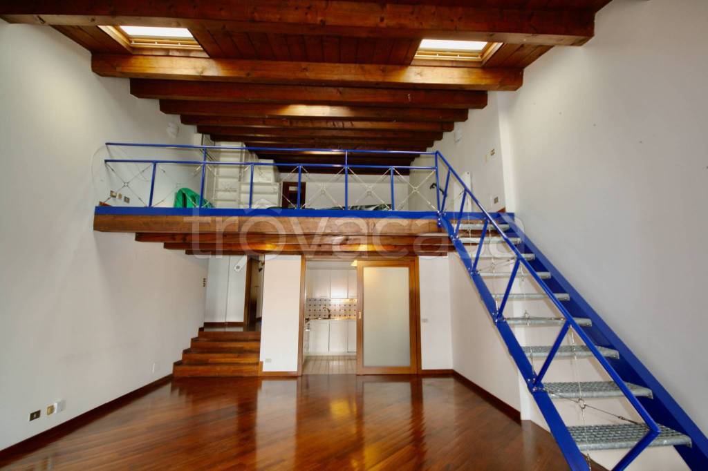 appartamento in vendita a Verona in zona Veronetta