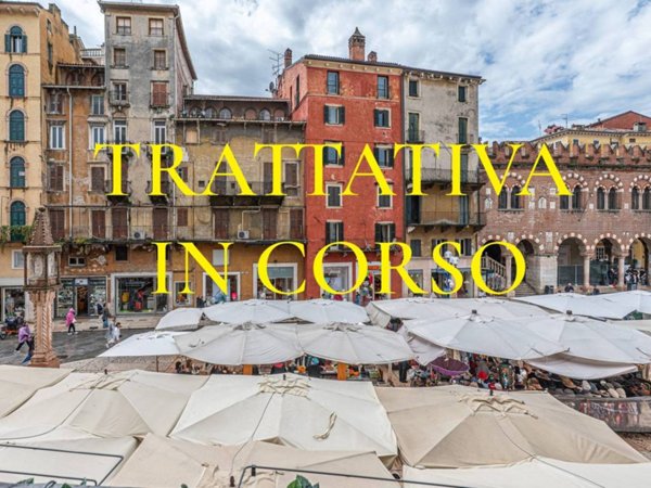 appartamento in vendita a Verona in zona Centro Storico