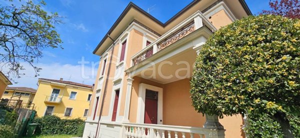 casa indipendente in vendita a Verona in zona Borgo Roma
