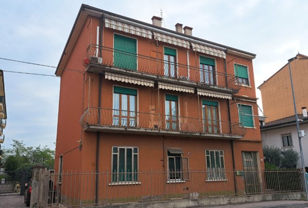 appartamento in vendita a Verona in zona Borgo Roma