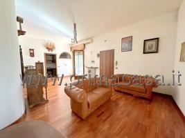 appartamento in vendita a Verona in zona Santa Lucia