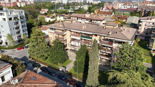appartamento in vendita a Verona in zona Borgo Venezia / Borgo Trieste