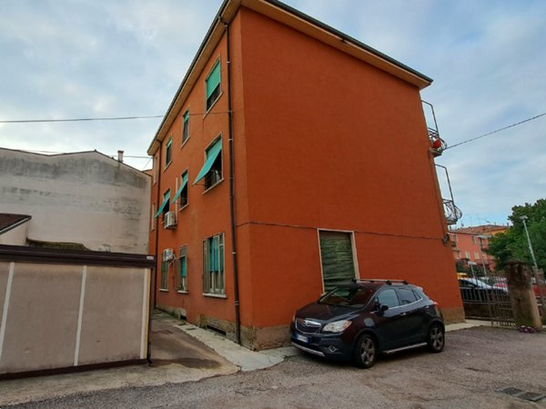 appartamento in vendita a Verona in zona Borgo Roma