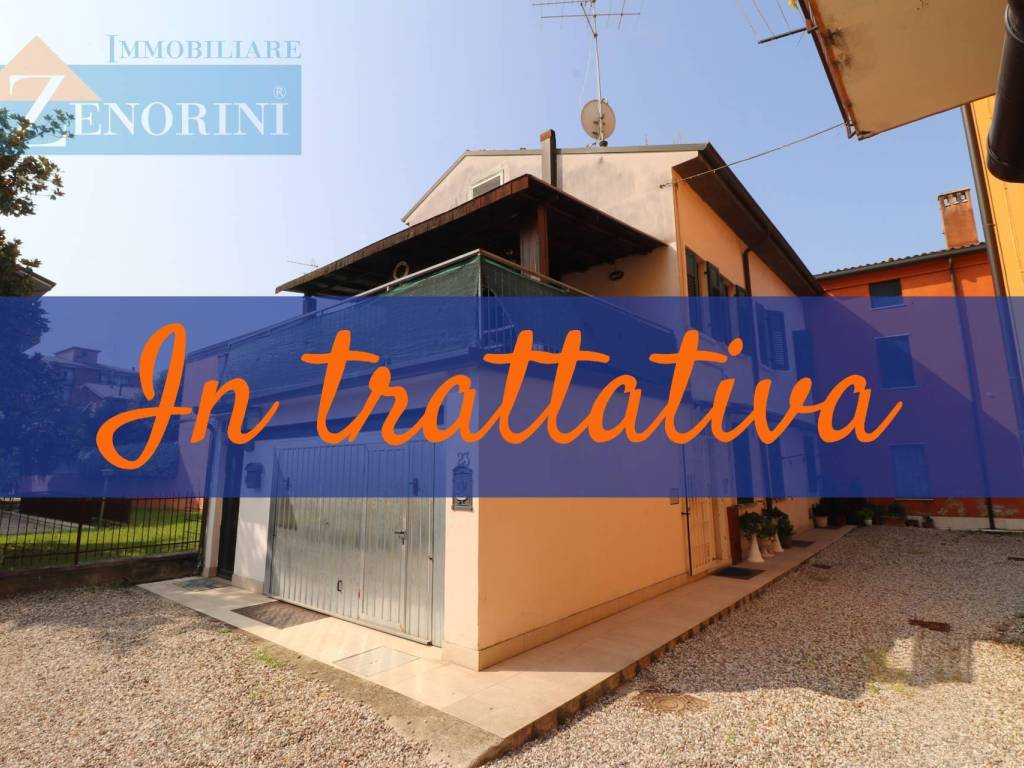 appartamento in vendita a Verona in zona Santa Lucia