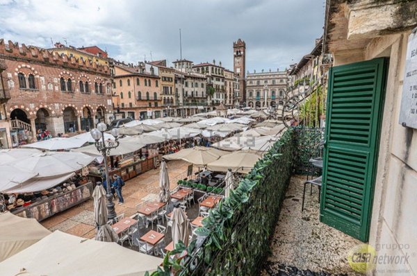 appartamento in vendita a Verona in zona Centro Storico