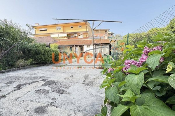 casa indipendente in vendita a Verona in zona San Michele Extra