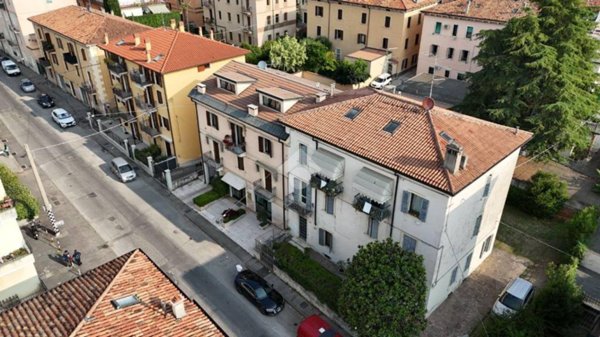 appartamento in vendita a Verona in zona Borgo Venezia / Borgo Trieste