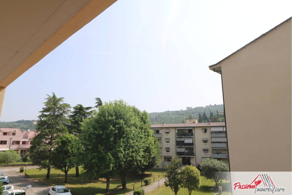 casa indipendente in vendita a Verona in zona Avesa