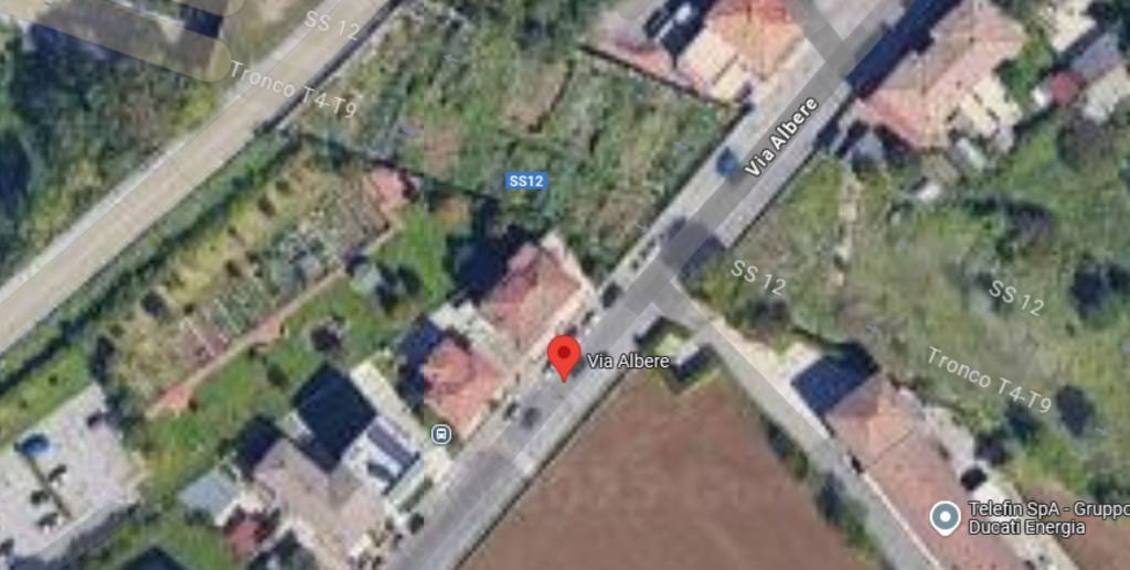 locale commerciale in vendita a Verona in zona San Massimo all'Adige
