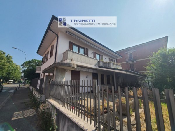 casa indipendente in vendita a Verona in zona Borgo Milano