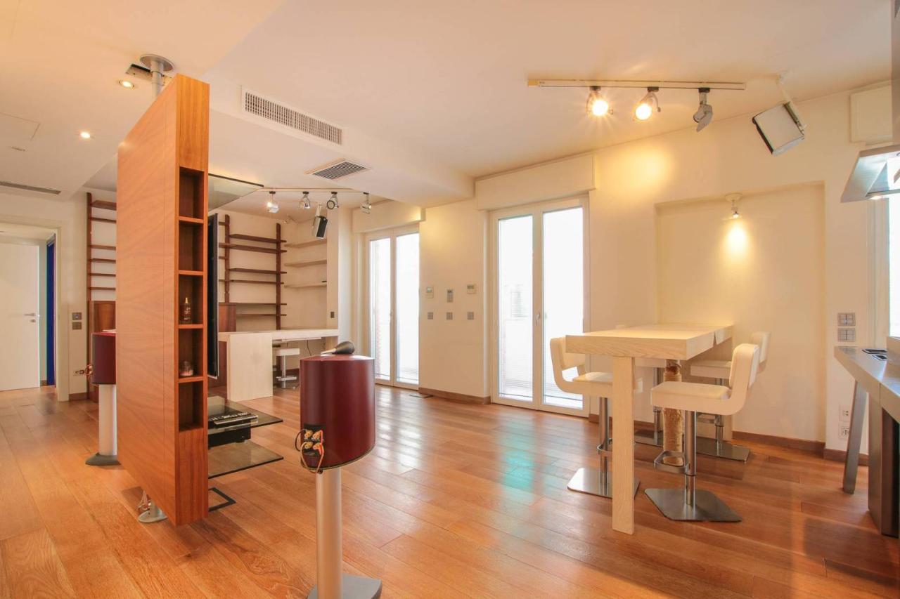 appartamento in vendita a Verona in zona Santa Lucia