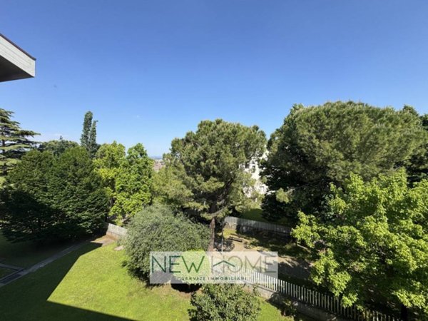 appartamento in vendita a Verona in zona Borgo Roma