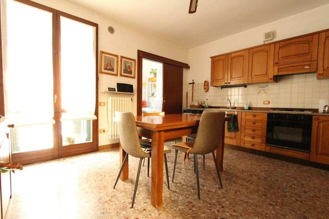 casa indipendente in vendita a Verona in zona San Michele Extra