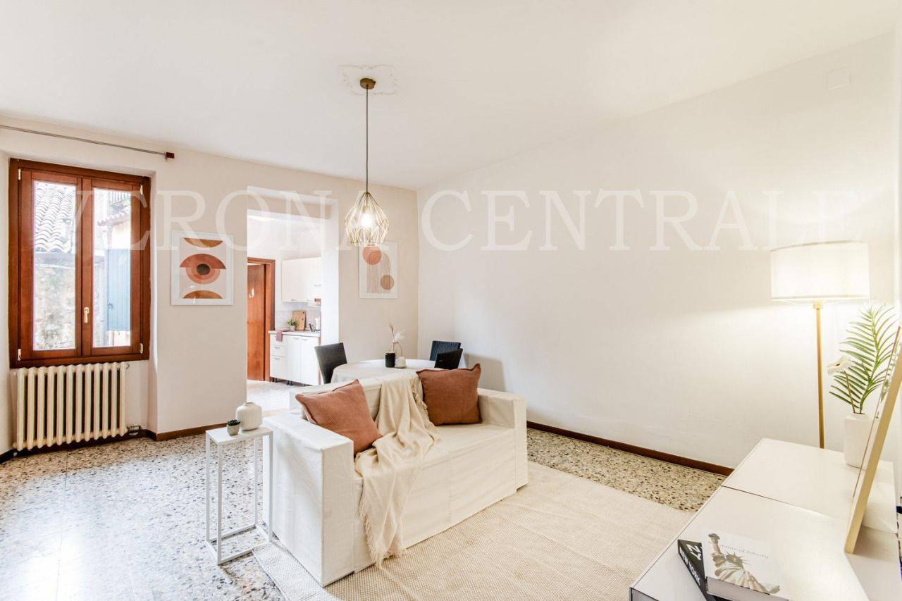 appartamento in vendita a Verona in zona Veronetta