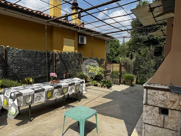 appartamento in vendita a Verona in zona Santa Lucia