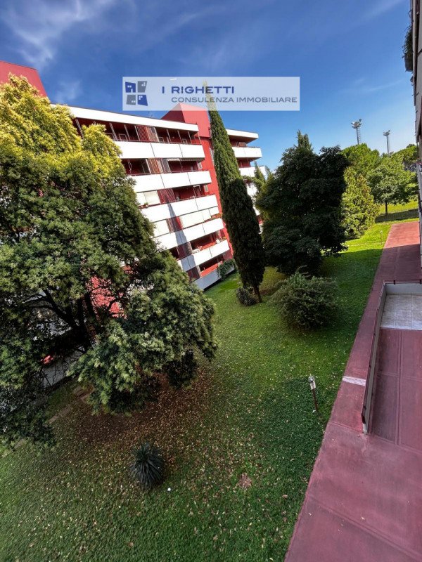 appartamento in vendita a Verona in zona Borgo Milano
