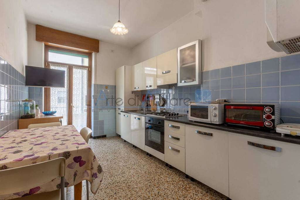 appartamento in vendita a Verona in zona Borgo Roma