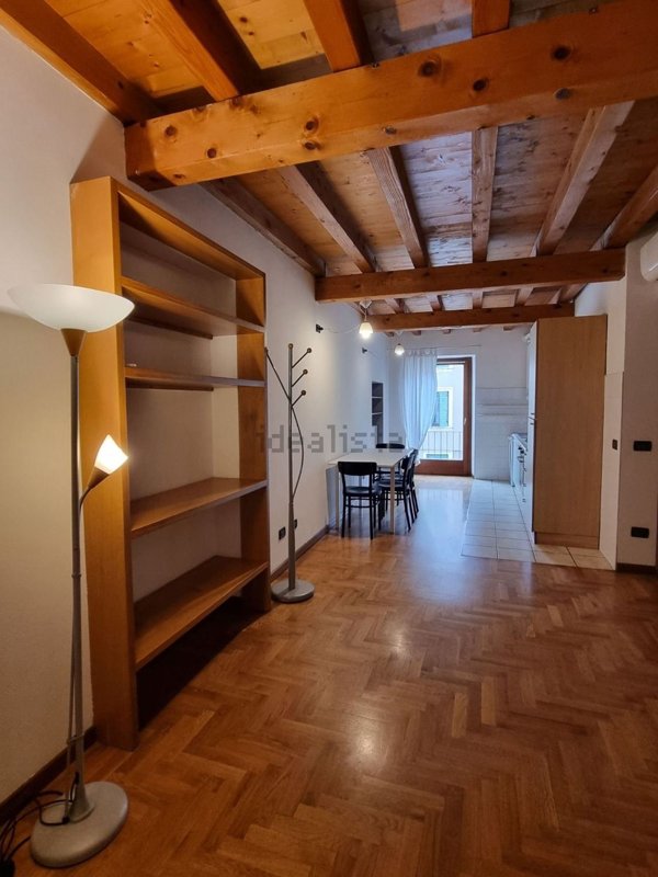 appartamento in vendita a Verona in zona Veronetta