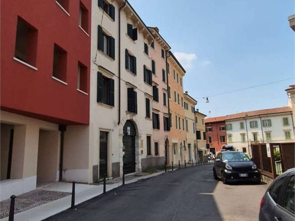 appartamento in vendita a Verona