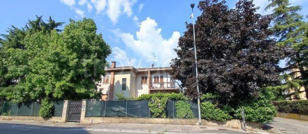 casa indipendente in vendita a Verona in zona Chievo