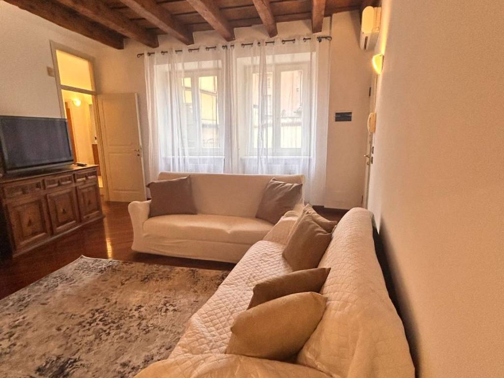 appartamento in vendita a Verona in zona Centro Storico