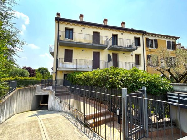 appartamento in vendita a Verona in zona Santa Lucia