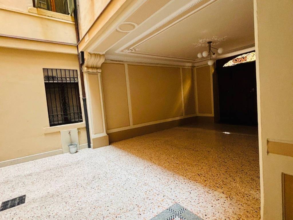 appartamento in vendita a Verona in zona Centro Storico