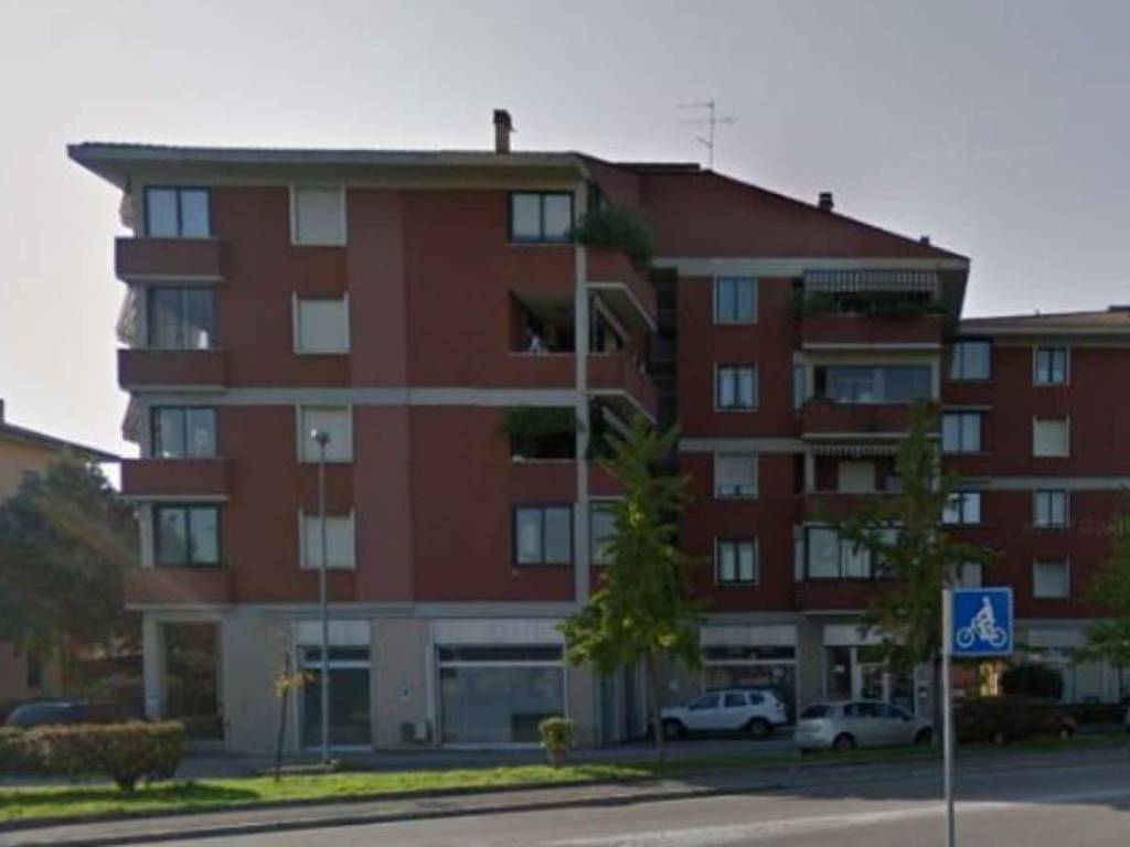 negozio in vendita a Verona in zona Golosine