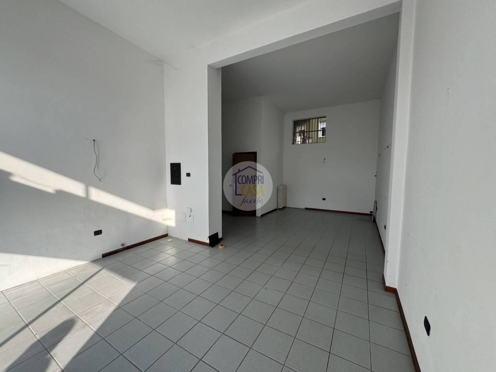 negozio in vendita a Verona in zona Centro Storico