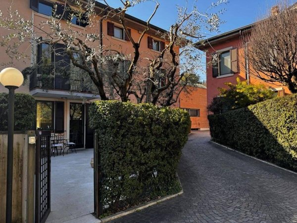casa indipendente in vendita a Verona in zona Veronetta