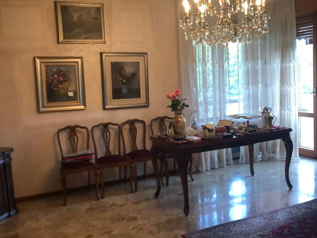 appartamento in vendita a Verona in zona Santa Lucia