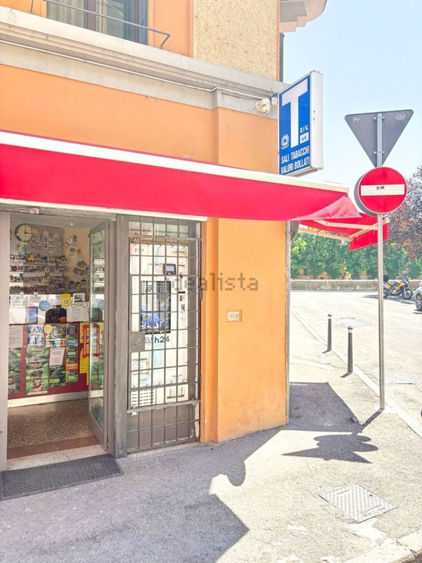 locale commerciale in vendita a Verona in zona Borgo Trento