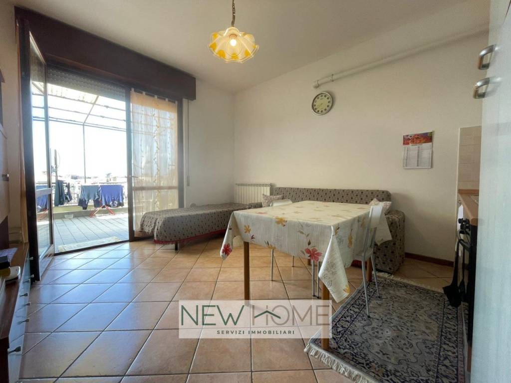 appartamento in vendita a Verona in zona Cadidavid